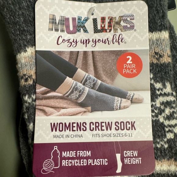 2-Pack Muk Luks Women’s Crew Sock - Picture 2 of 3